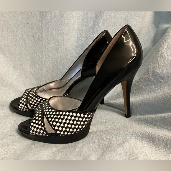 Marc Fisher Shoes - Marc Fisher Black White Pumps Stilettos Checkerboard Faux Patent Leather Size 9